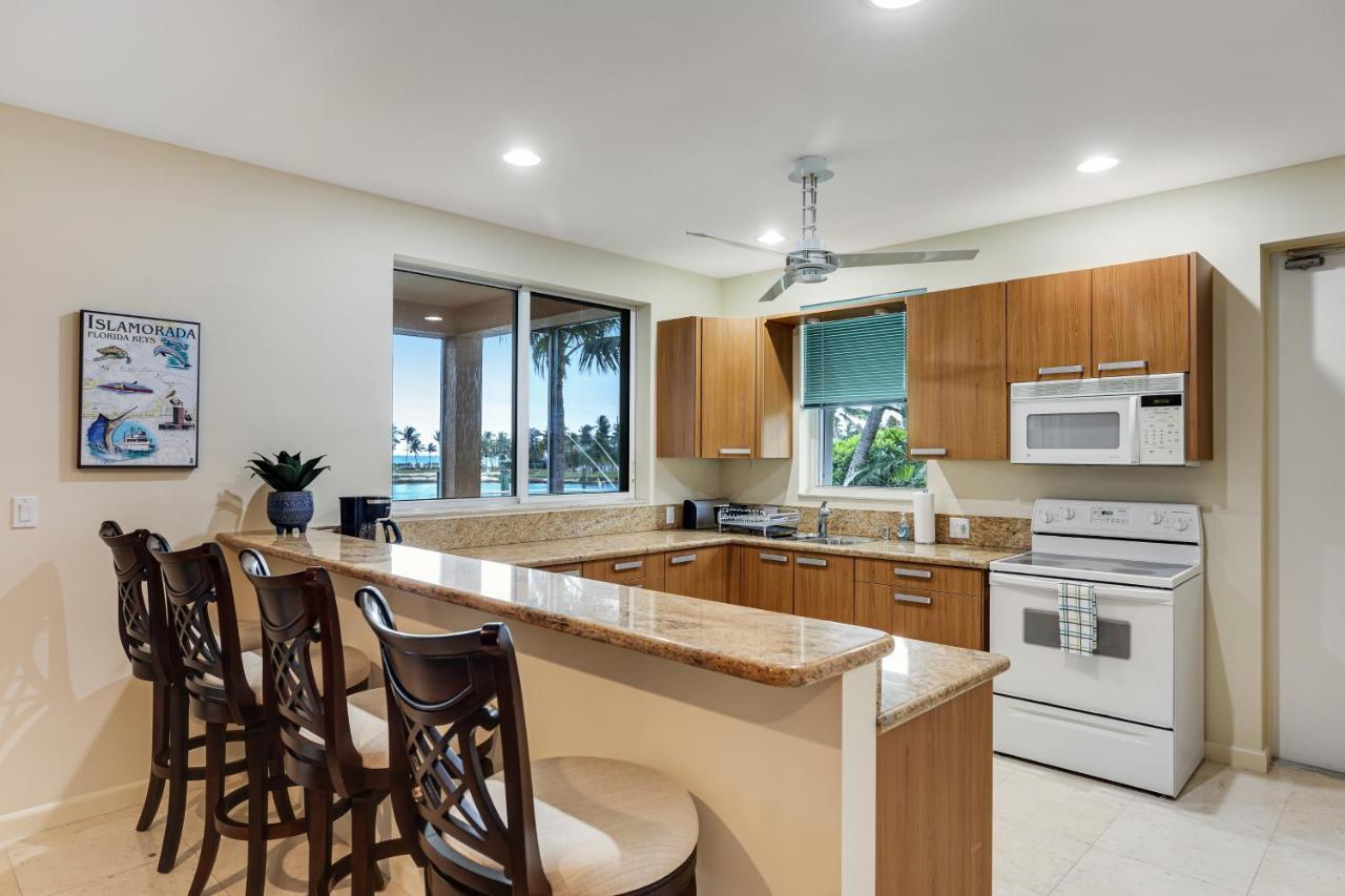 Waterfront Wonder Villa Islamorada Bagian luar foto