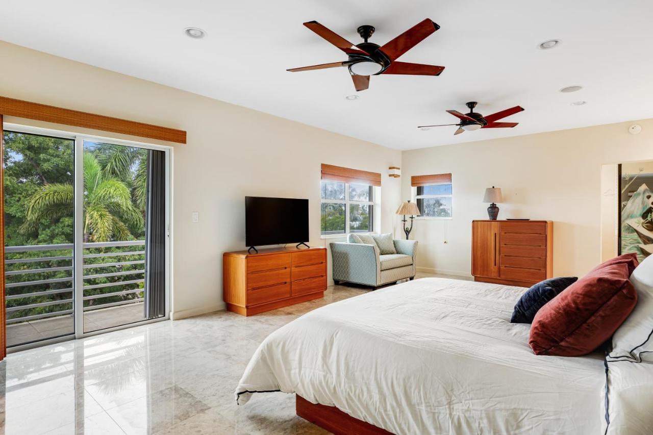 Waterfront Wonder Villa Islamorada Bagian luar foto